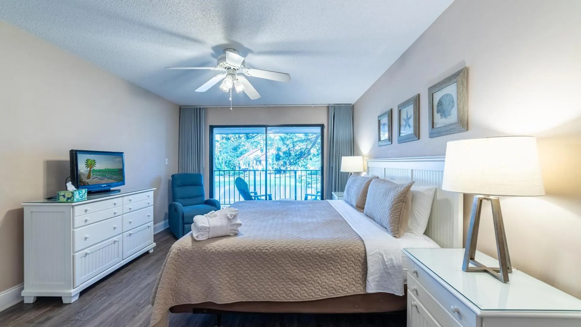 Edgewater Villa 3011 'Fountain View Hideaway' Panama City Beach Holiday home