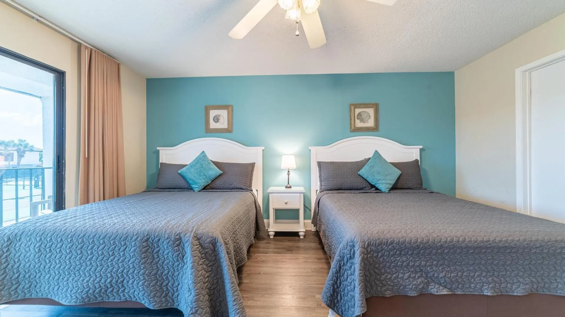Edgewater Villa 3011 'Fountain View Hideaway' Panama City Beach
